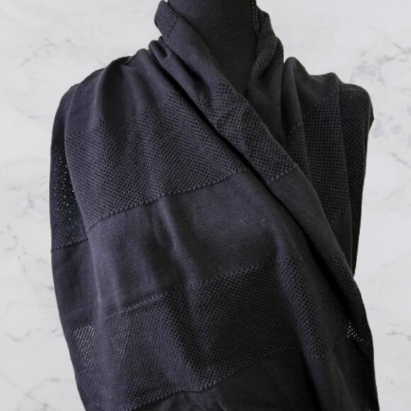 Lululemon Black Infinity Vinyasa Scarf - Picture 7 of 8